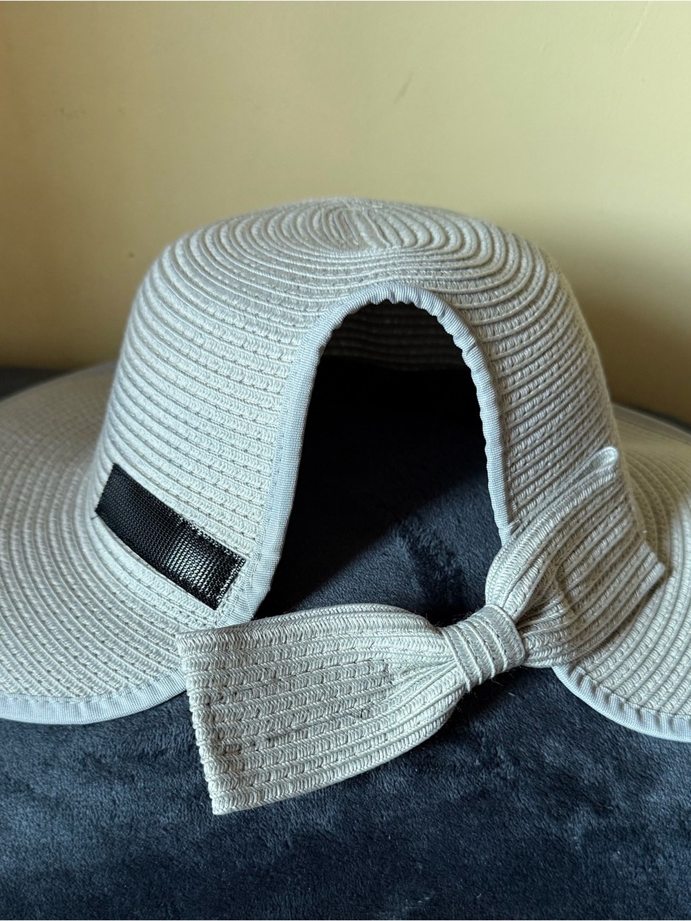 ✨ STOP SCROLLING! Statement Sun Hat ✨ - Picture 3 of 3